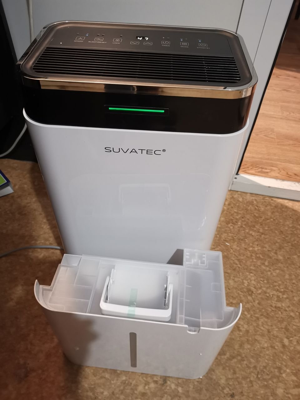 Dezumidificator și purificator de aer SUVATEC OL25 BDO 30 Wi-Fi, 30 L/24h, cu ionizator (până la 90 m²)